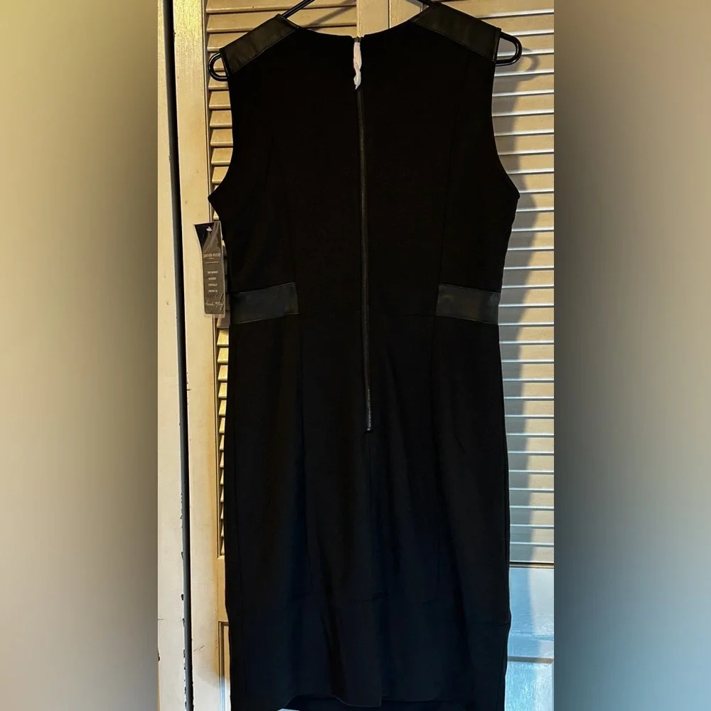 Chic Pamela McCoy Black Sleeveless Dress Small NWT - Picture 2 of 4